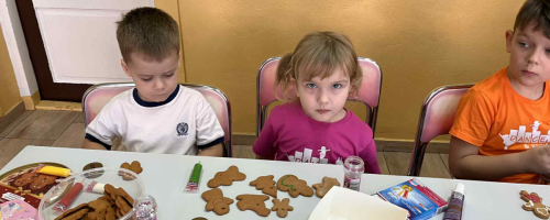 Świąteczne pierniczki w oddziale przedszkolnym